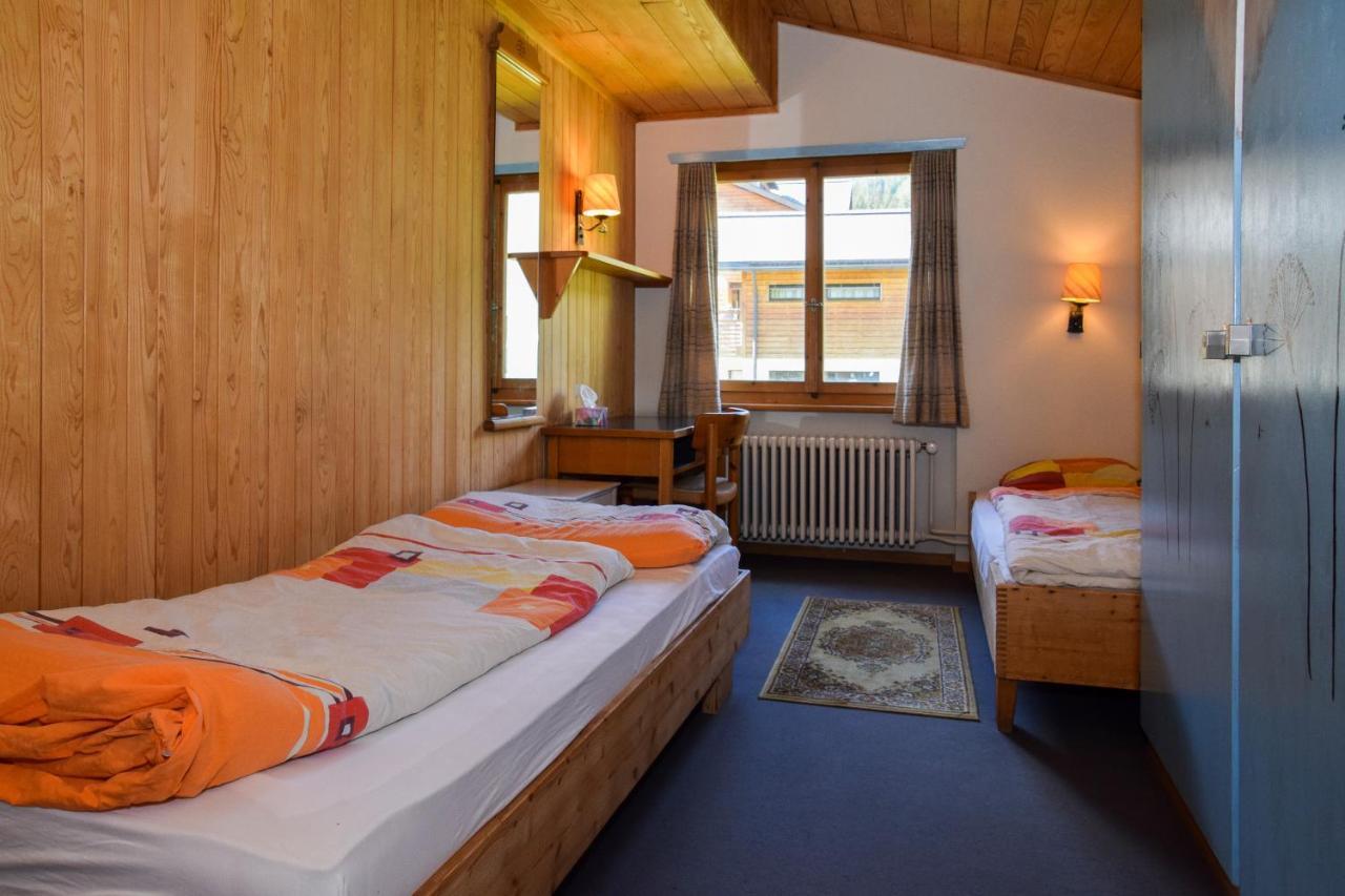 Auberge de jeunesse Chesa Selfranga à Klosters-Serneus Extérieur photo