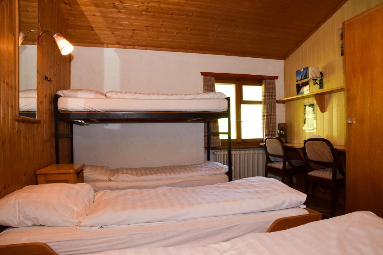 Auberge de jeunesse Chesa Selfranga à Klosters-Serneus Extérieur photo