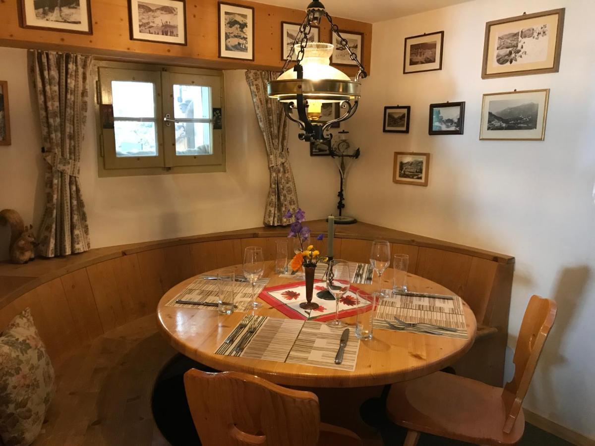 Auberge de jeunesse Chesa Selfranga à Klosters-Serneus Extérieur photo