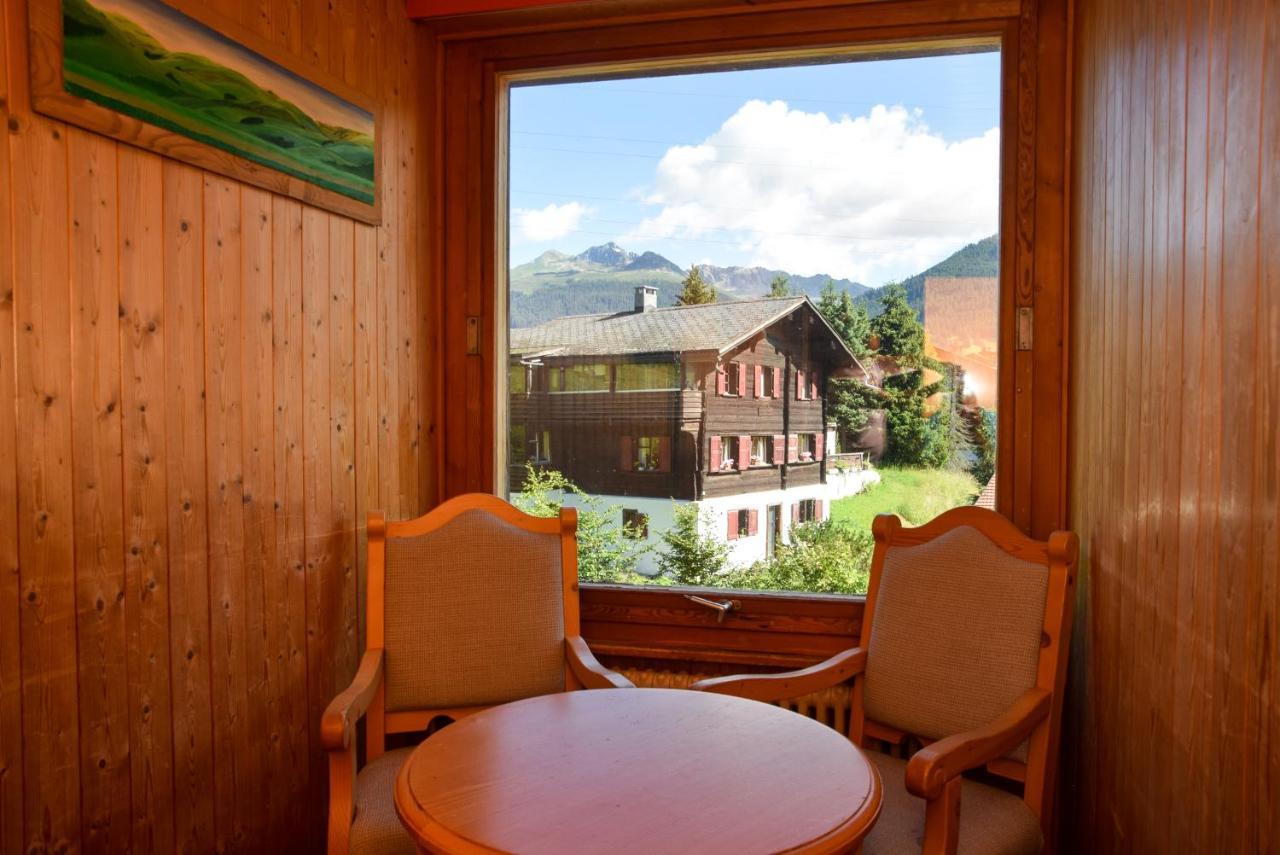 Auberge de jeunesse Chesa Selfranga à Klosters-Serneus Extérieur photo